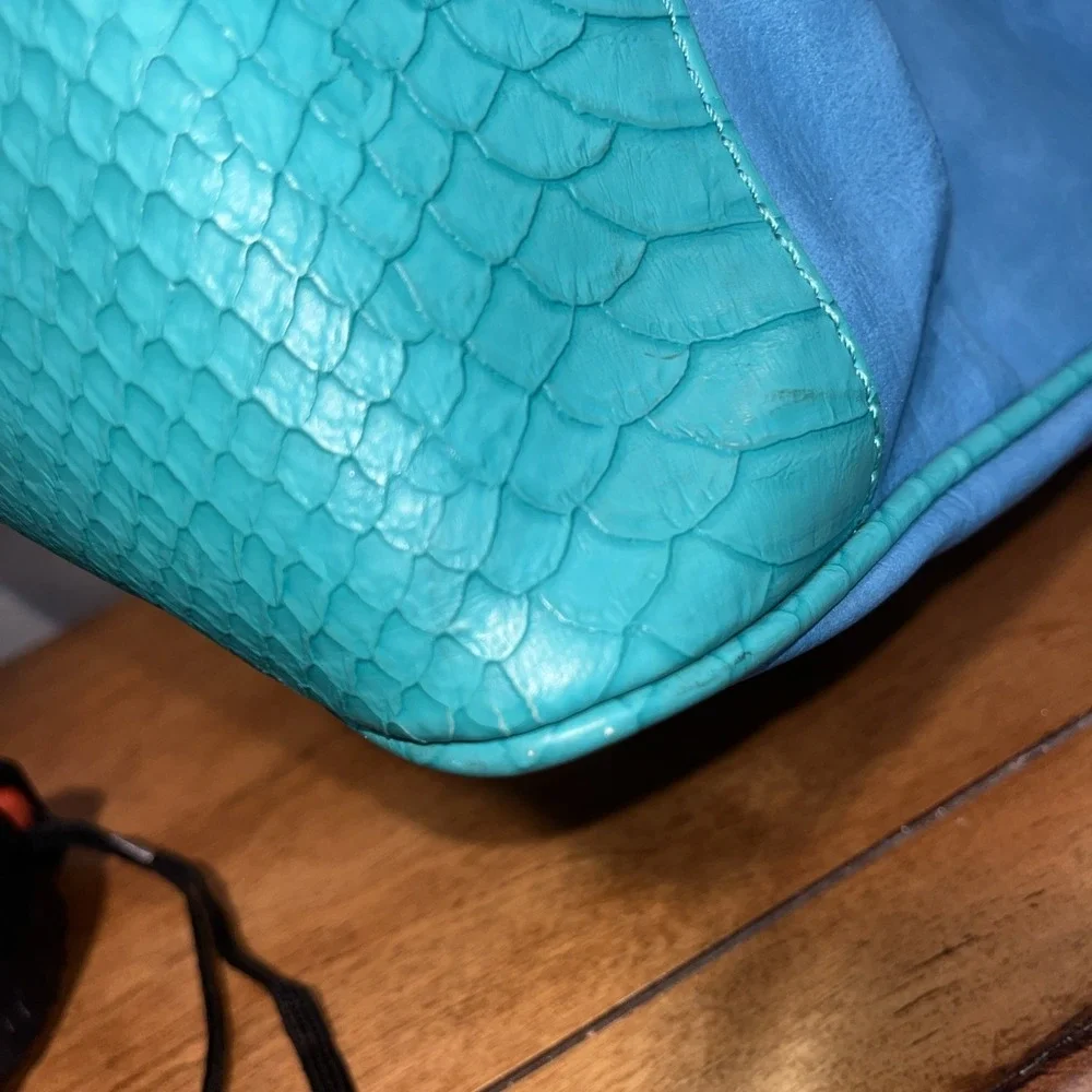 Vintage G By GUESS Blue & Teal Snakeskin G Logo Bag Purse‎ Handbag Y2K